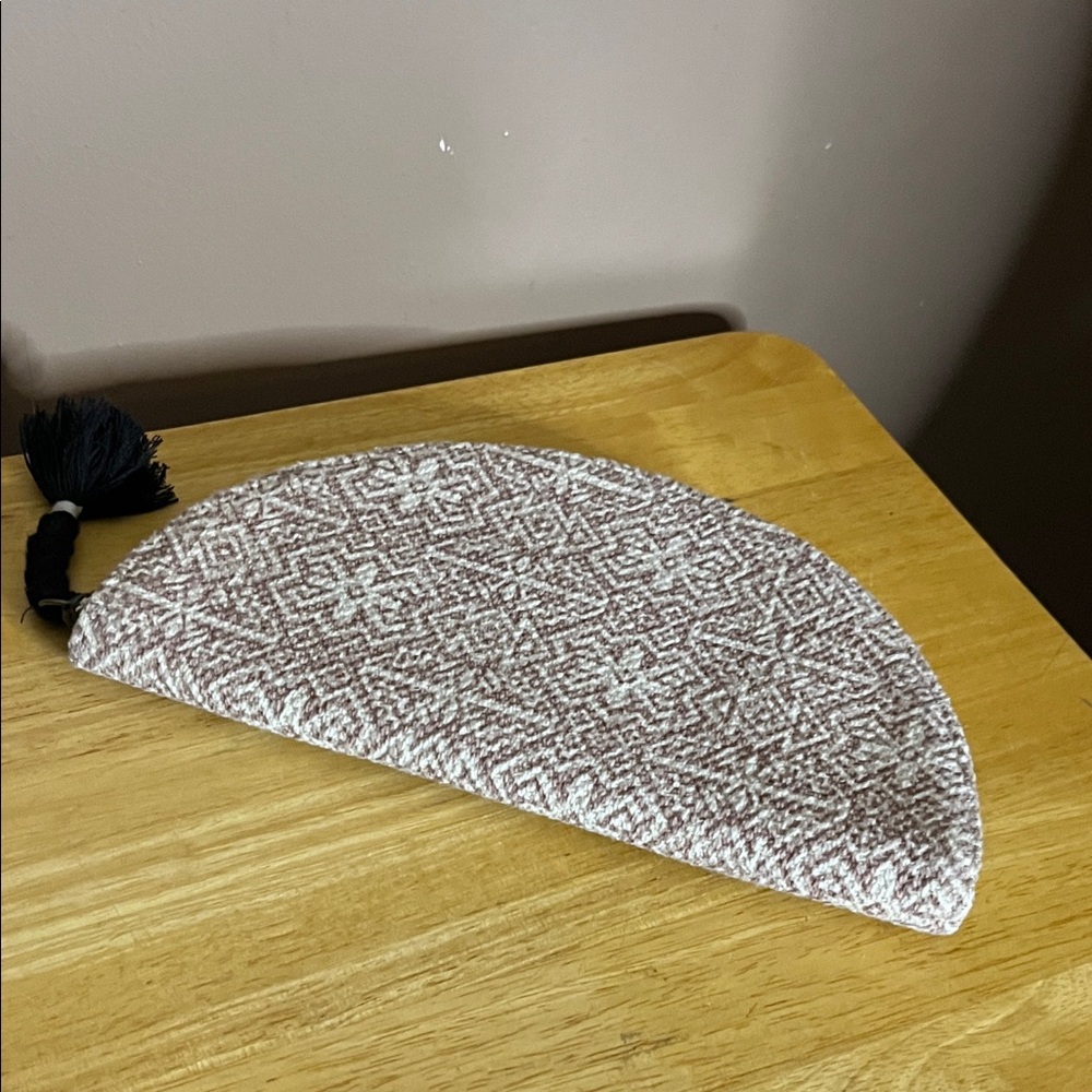 😄Universal threads clutch